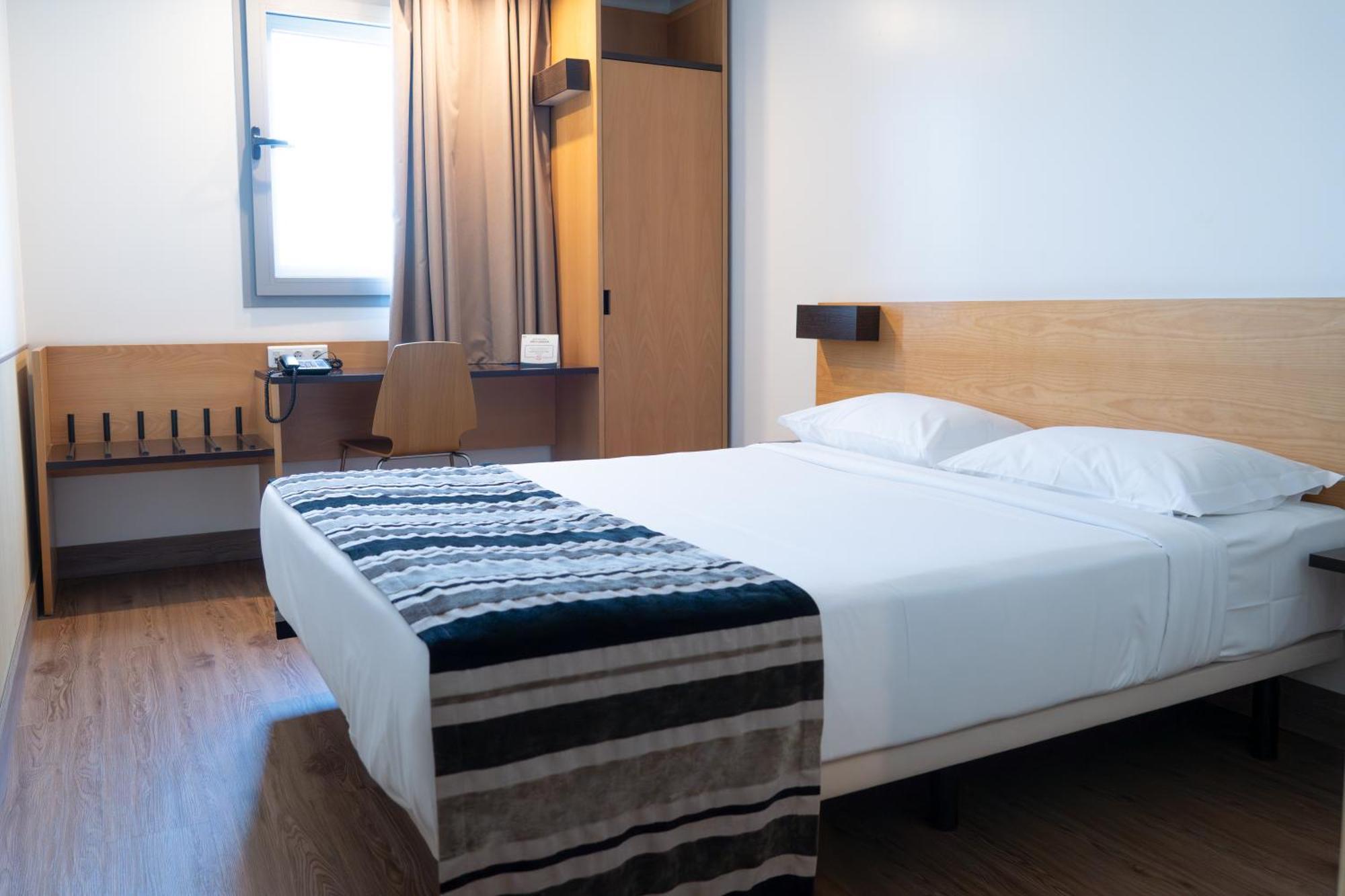Quarto Duplo Standard
