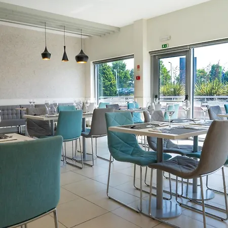 Park Hotel Porto Aeroporto-3